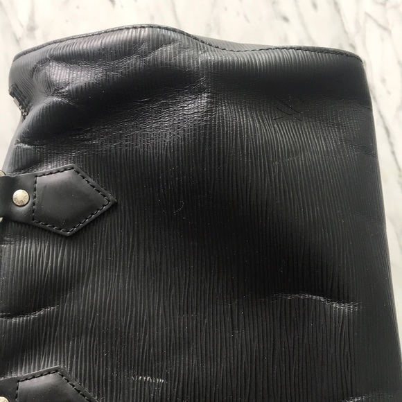 Louis Vuitton Purse - USED - Picture 8 of 16